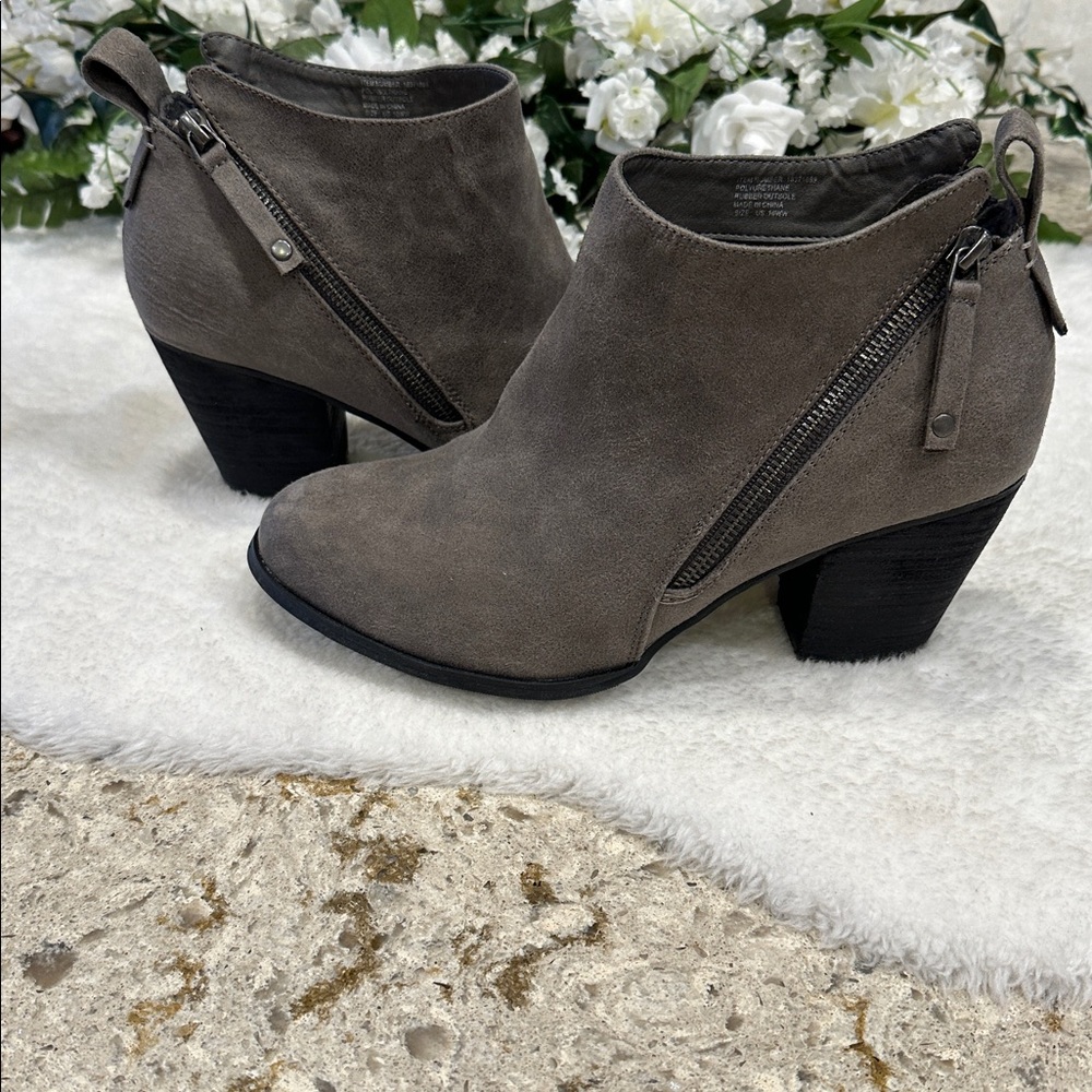 Nwob Torrid booties